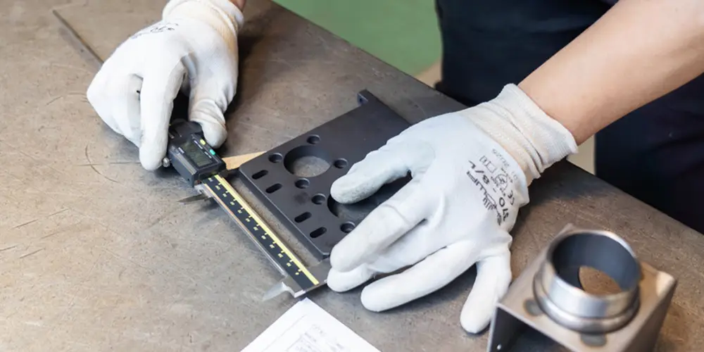 製造工程STEP5 組み立て・検査・測定